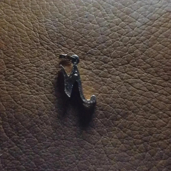 💙🌹Gold plated letter pendant "N" with faux diamonds - Picture 6 of 7